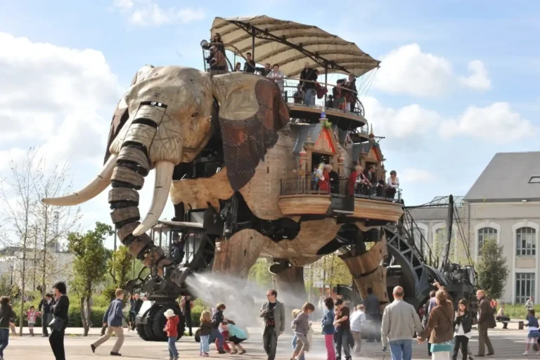 Le Grand Éléphant des Machines de l&rsquo;île à Nantes