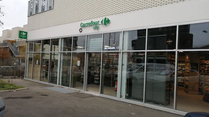 Carrefour City Actio Nantes Carquefou ouvert le Dimanche