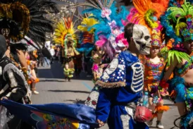 Le Carnaval de Nantes 2026 met les livres à l'honneur